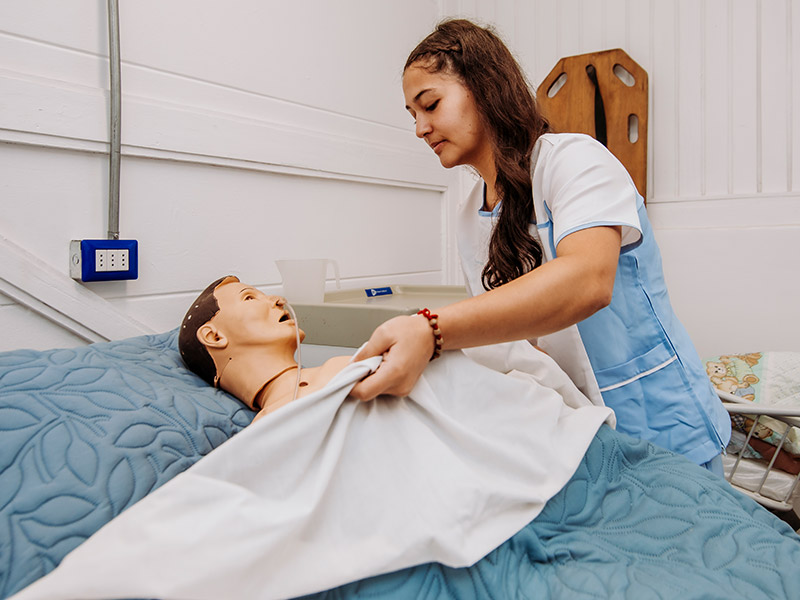Instituto técnico mabel condemarin - comeduc especialidad enfermería